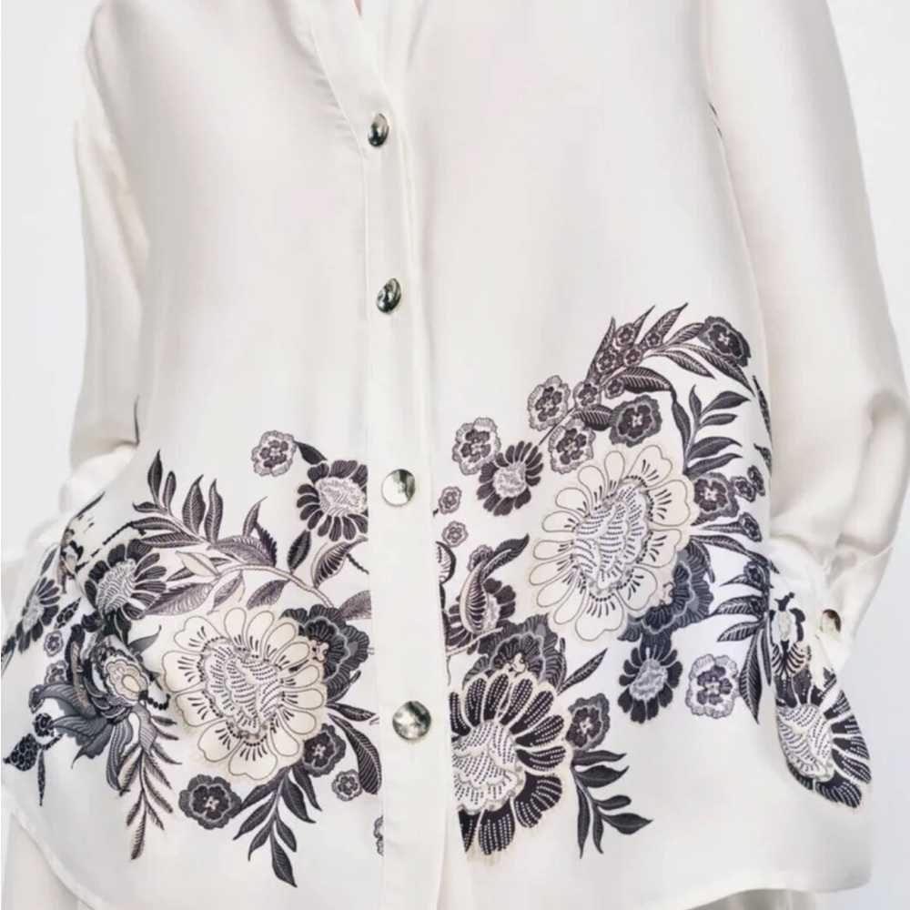 Zara Satin Effect blouse size Large